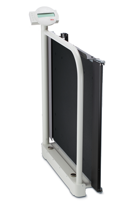 seca 677 - Integrationsfähige Rollstuhlwaage mit Geländer #4